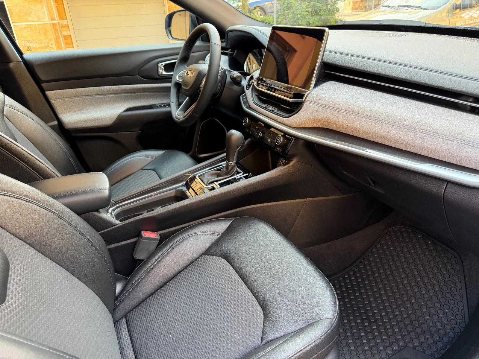 Jeep Compass 2.0T AWD, снимка 16 - Автомобили и джипове - 54981323
