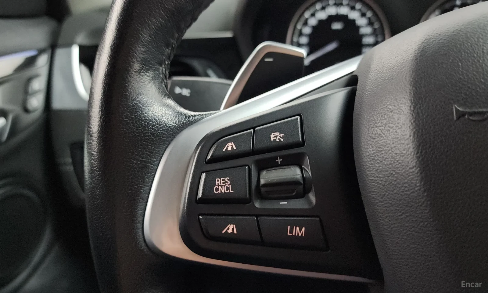 BMW X1 XDRIVE* X-LINE* 72000KM!!!* TOP, снимка 17 - Автомобили и джипове - 55183712