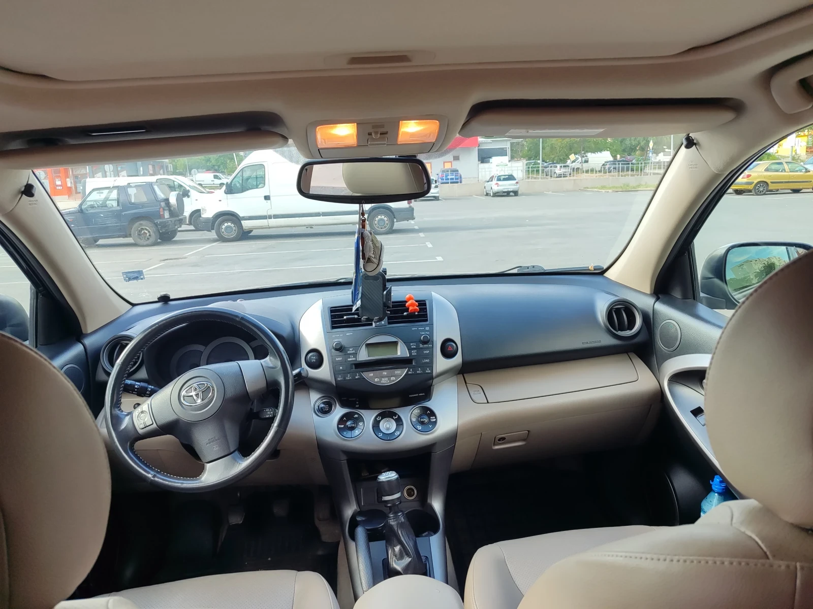 Toyota Rav4, снимка 4 - Автомобили и джипове - 56363607