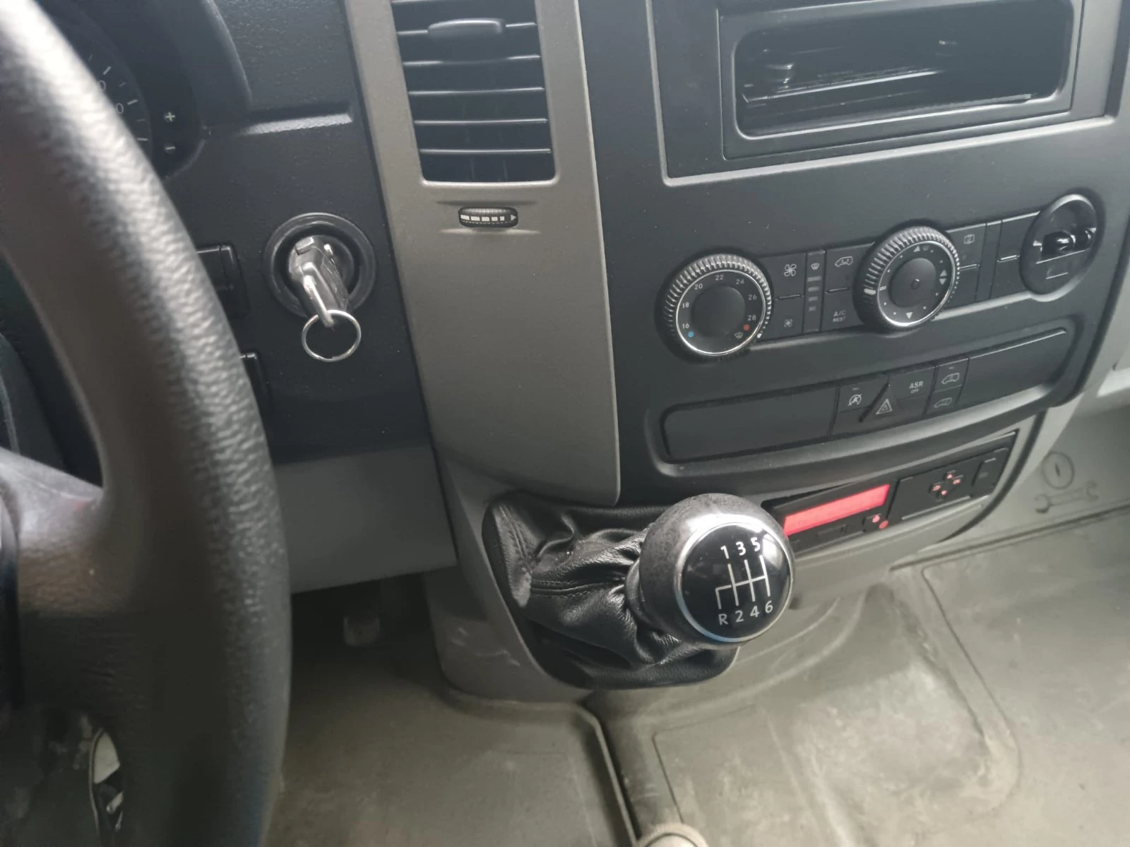 VW Crafter  - изображение 4