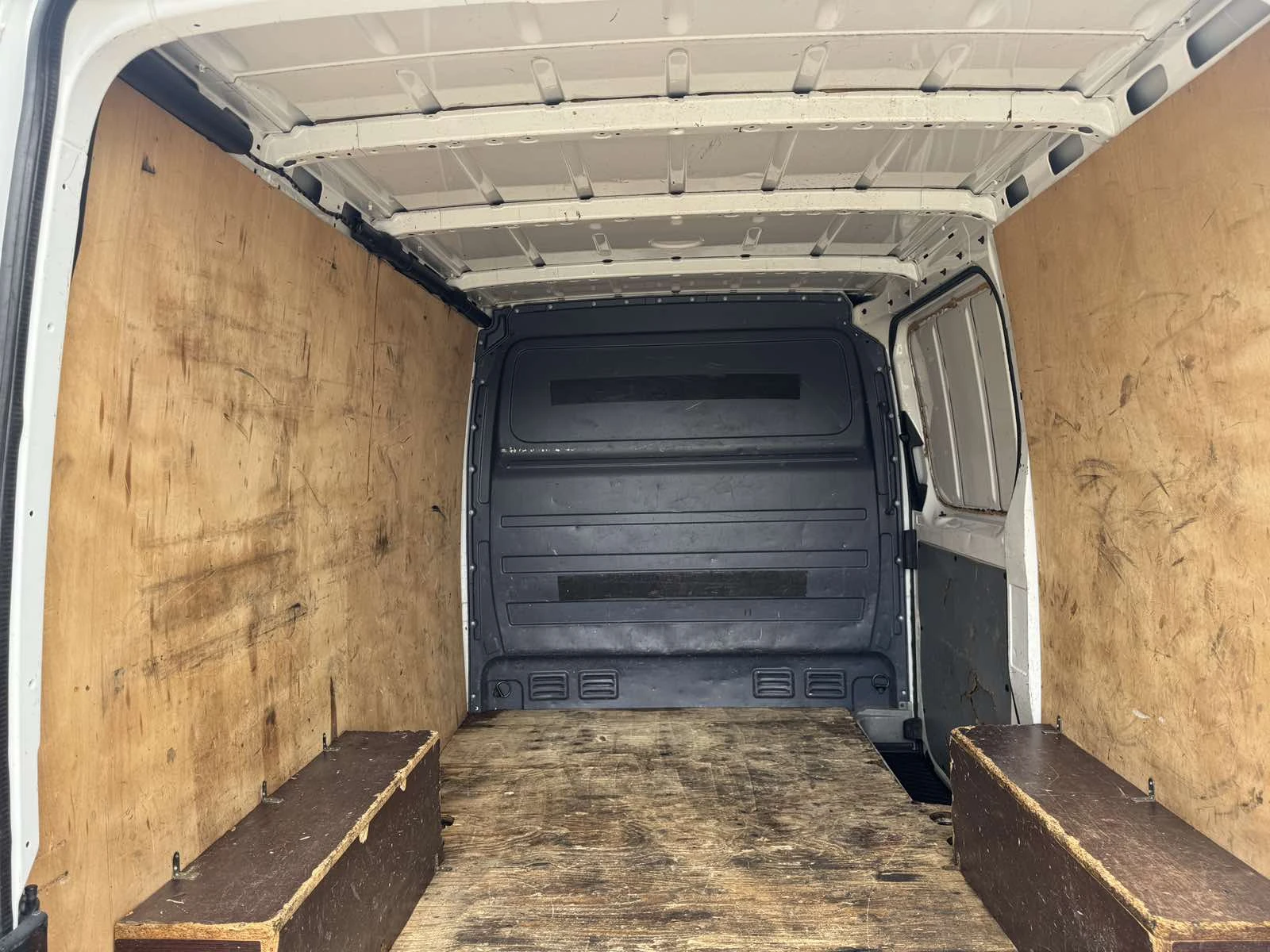 VW Crafter, снимка 15 - Бусове и автобуси - 54881877