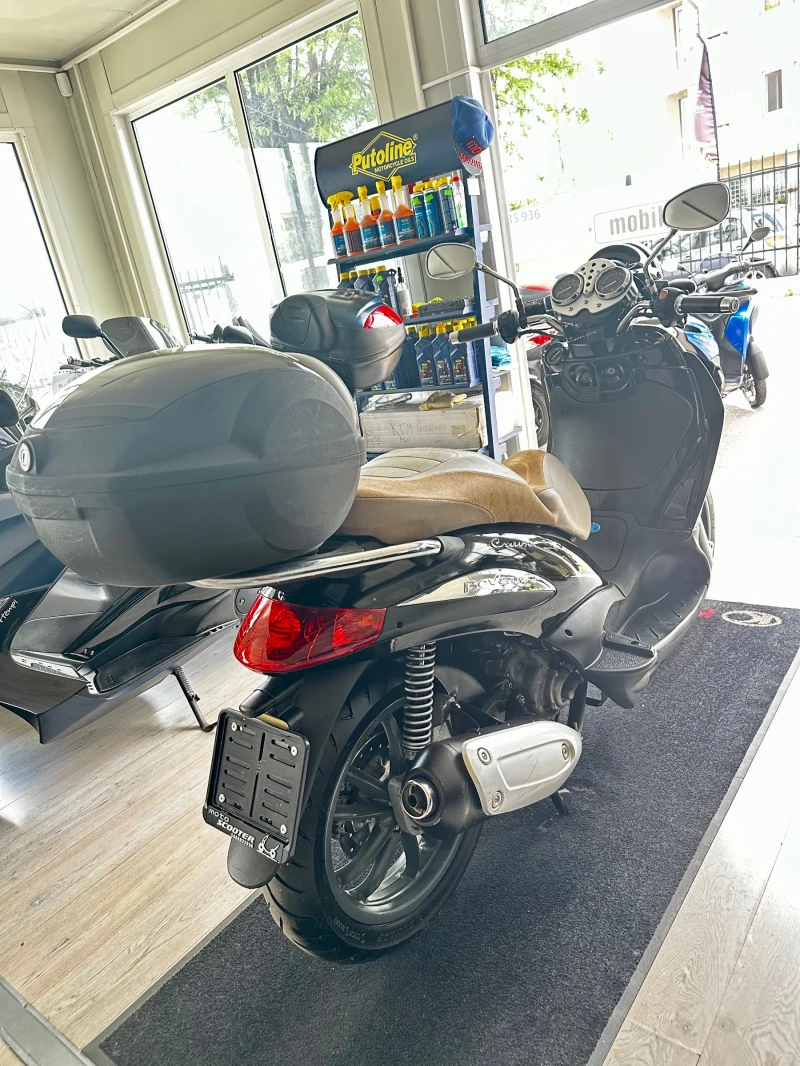 Piaggio Beverly 250ie Cruiser, снимка 8 - Мотоциклети и мототехника - 50551035