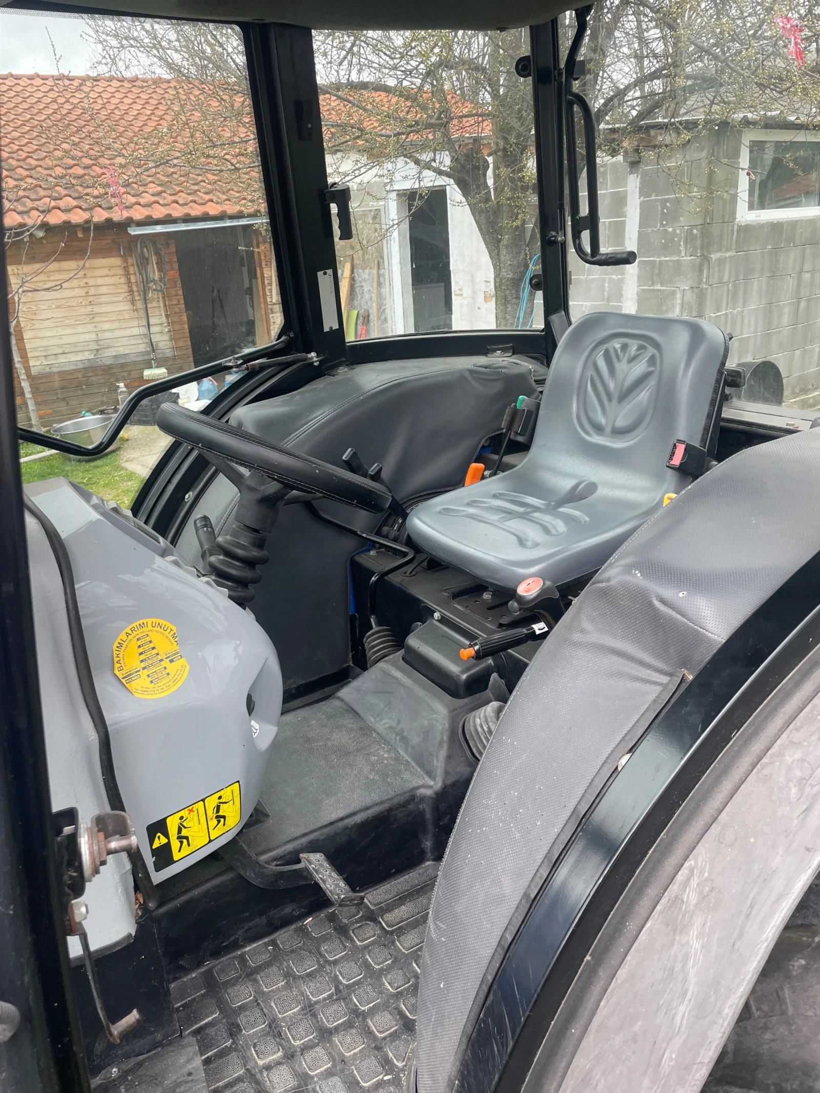 ������� New Holland �� 50  | Mobile.bg � ����������� 5