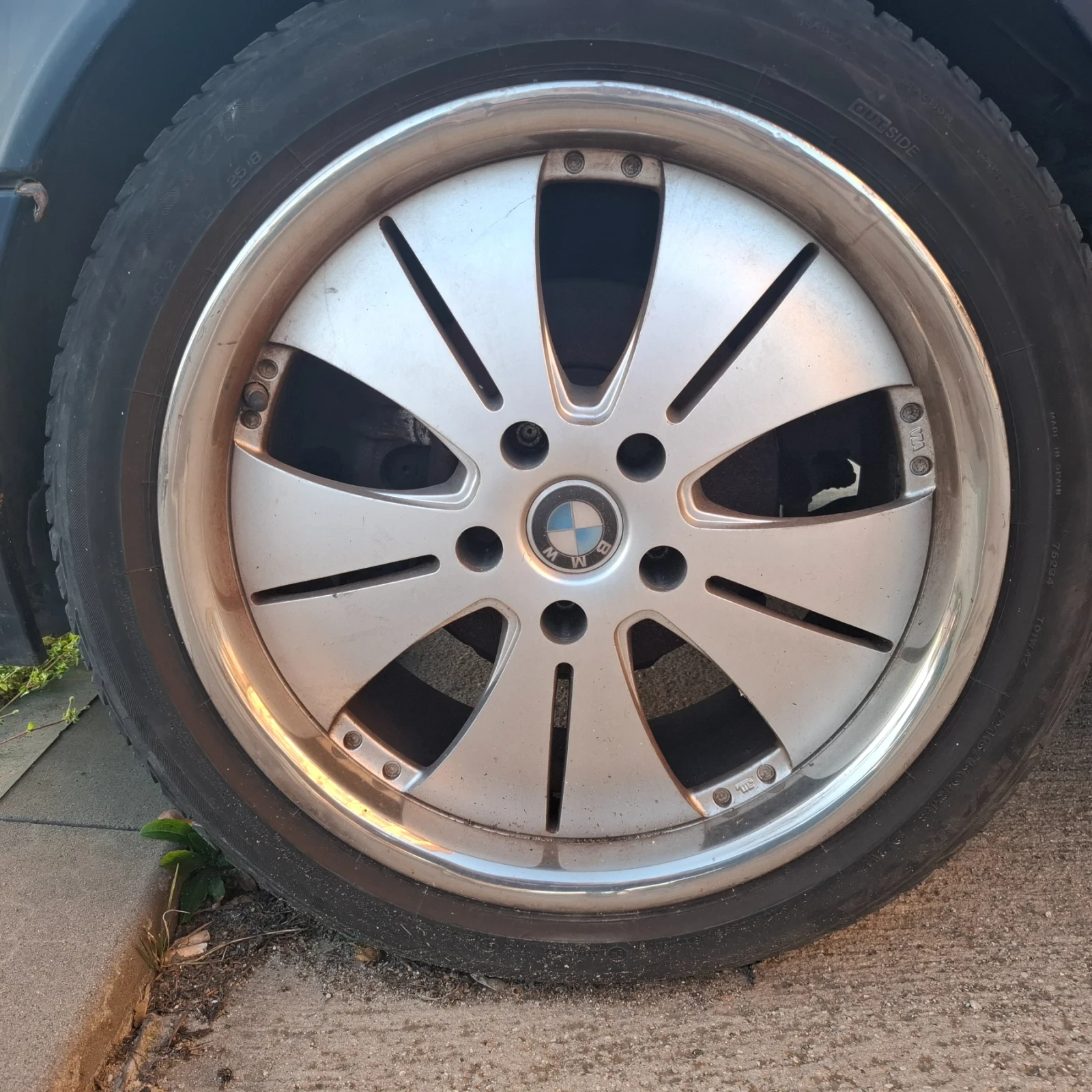 Гуми с джанти Bridgestone 215/50R18