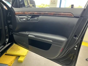 Mercedes-Benz S 500 5.5/4MATIC/FACE/LONG/PANO/МАСАЖ/ОБДУХВАНЕ, снимка 10
