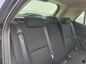 Toyota Auris, снимка 8