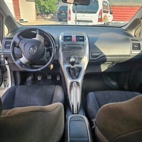 Toyota Auris 1.6 VVTI + LPG, снимка 8