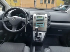 Toyota Corolla verso 1.6 VVTI ОТЛИЧНА, снимка 8