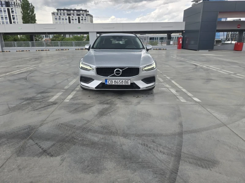 Volvo V60 СПЕШНО, снимка 12 - Автомобили и джипове - 47345286