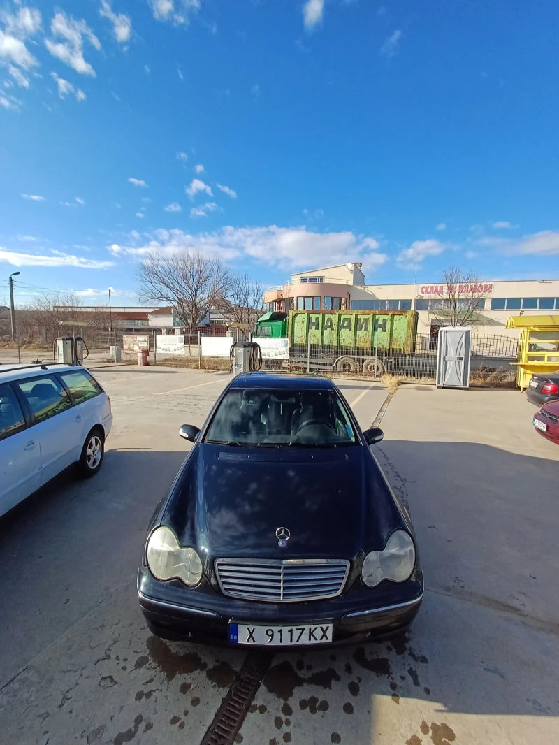 Mercedes-Benz C 200 C200 KOMPRESSOR Газ/Бензин, снимка 8 - Автомобили и джипове - 48018684