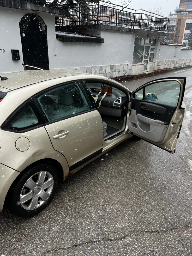 Citroen C4 1.6 HDI, снимка 7 - Автомобили и джипове - 48458576