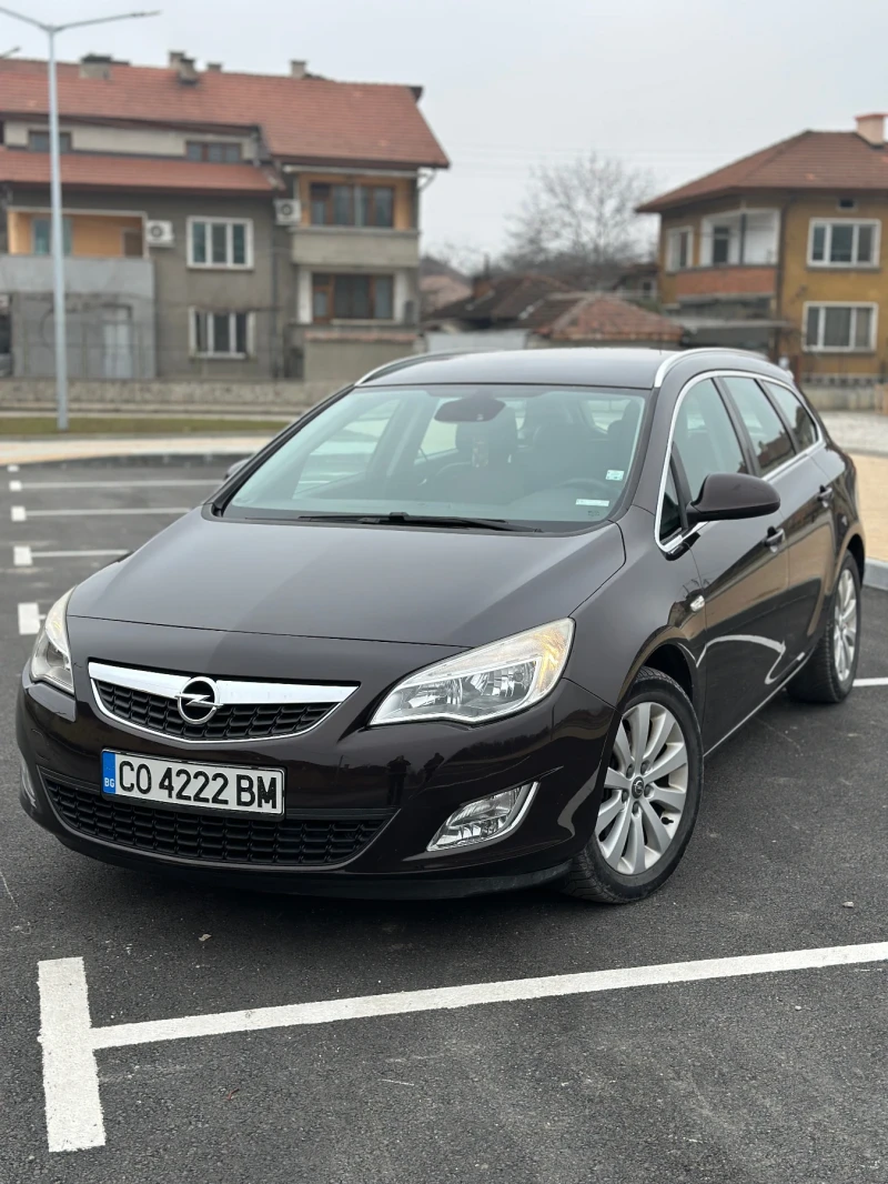 Opel Astra 1.7CDTI, снимка 1 - Автомобили и джипове - 49333990