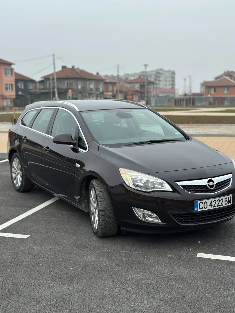 Opel Astra 1.7CDTI, снимка 2 - Автомобили и джипове - 49333990