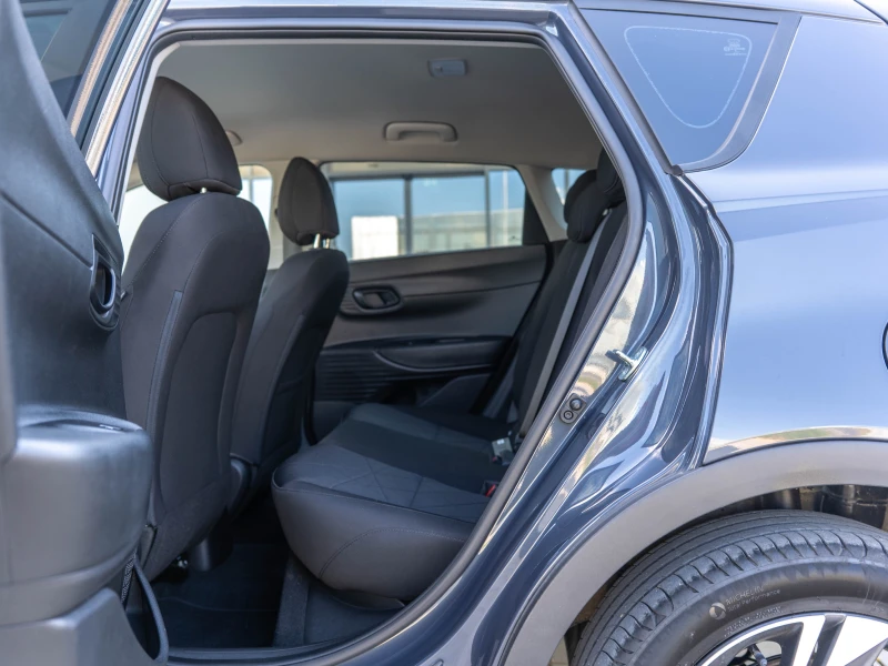 Hyundai Bayon HYBRID 48V - Virtual Cockpit - само на 20 550 км , снимка 11 - Автомобили и джипове - 50450285