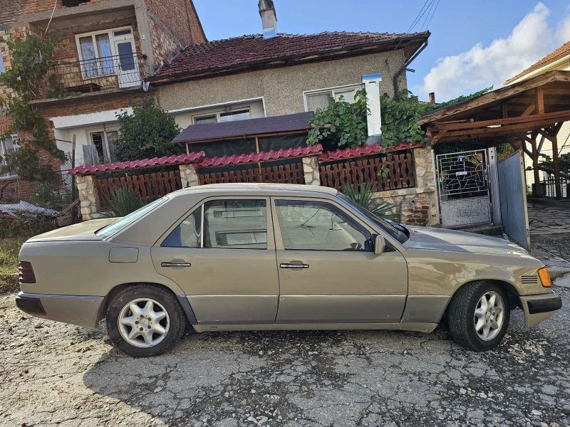 Mercedes-Benz 124 250 турбо дизел , снимка 2 - Автомобили и джипове - 52253061