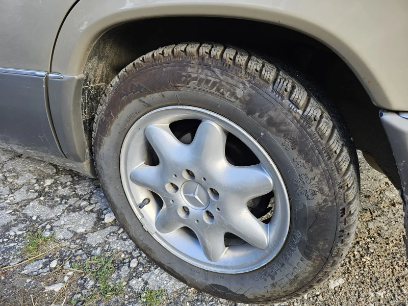 Mercedes-Benz 124 250 турбо дизел , снимка 6 - Автомобили и джипове - 52253061