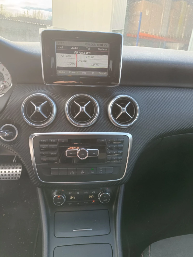 Mercedes-Benz A 180 AMG Optics/Full LED, снимка 7 - Автомобили и джипове - 52611814