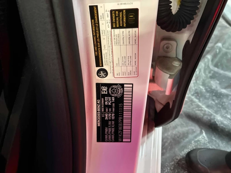 Mercedes-Benz E 350 * CARFAX * БЕЗ ПЪРВОНАЧАЛНА ВНОСКА, снимка 10 - Автомобили и джипове - 53143205