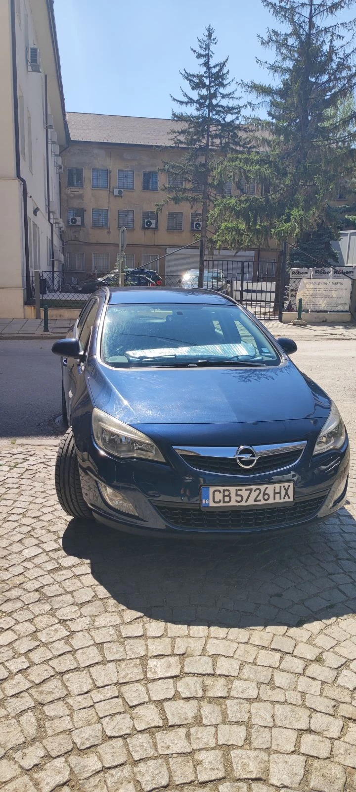 Opel Astra СПОРТ ТОУЕР, снимка 3 - Автомобили и джипове - 47469483