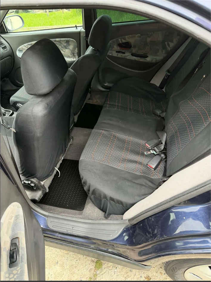 Mitsubishi Carisma, снимка 5 - Автомобили и джипове - 54390211