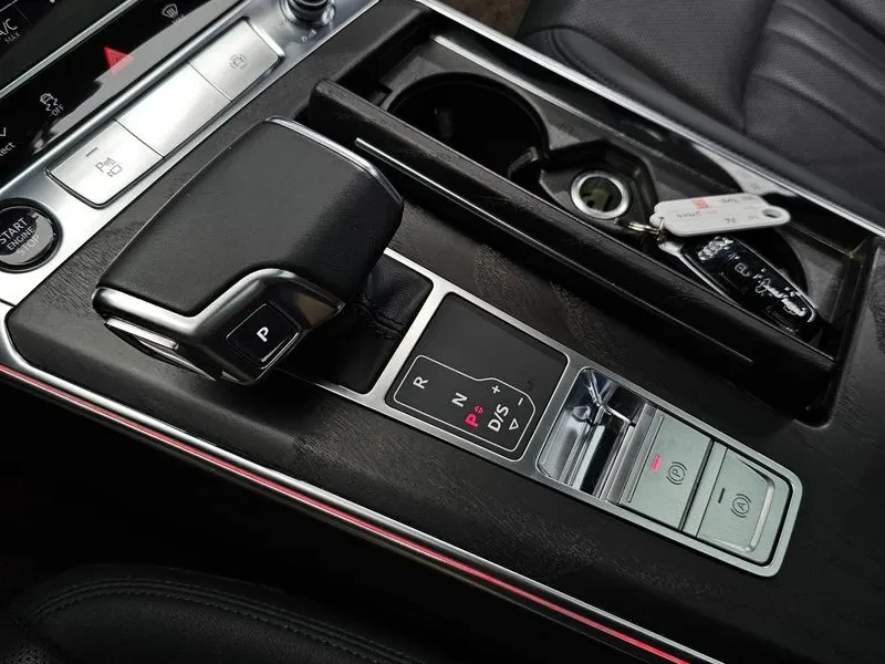 Audi A6 2.0 TFSI Quattro, снимка 9 - Автомобили и джипове - 55084771