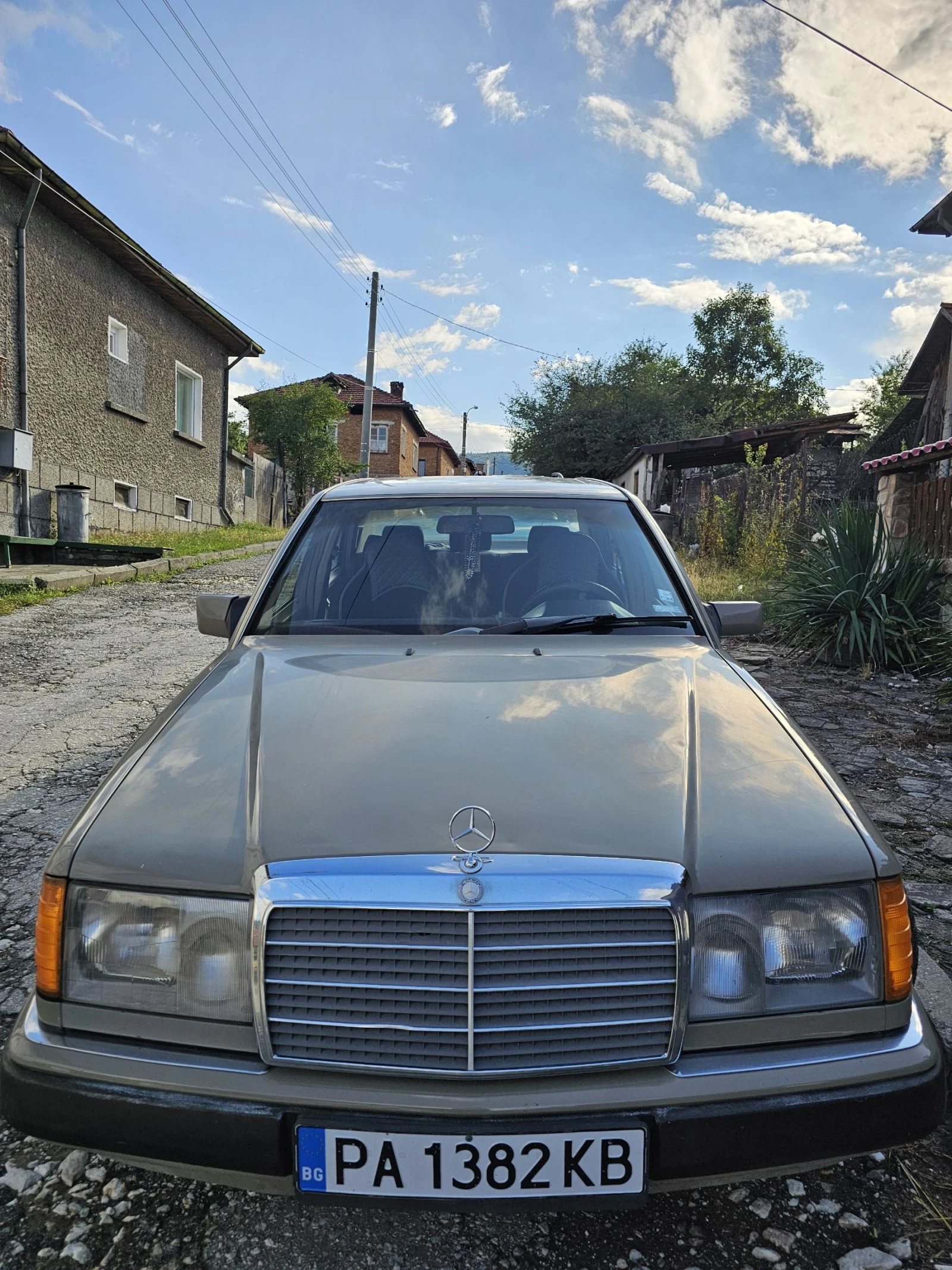 Mercedes-Benz 124 250 турбо дизел , снимка 1