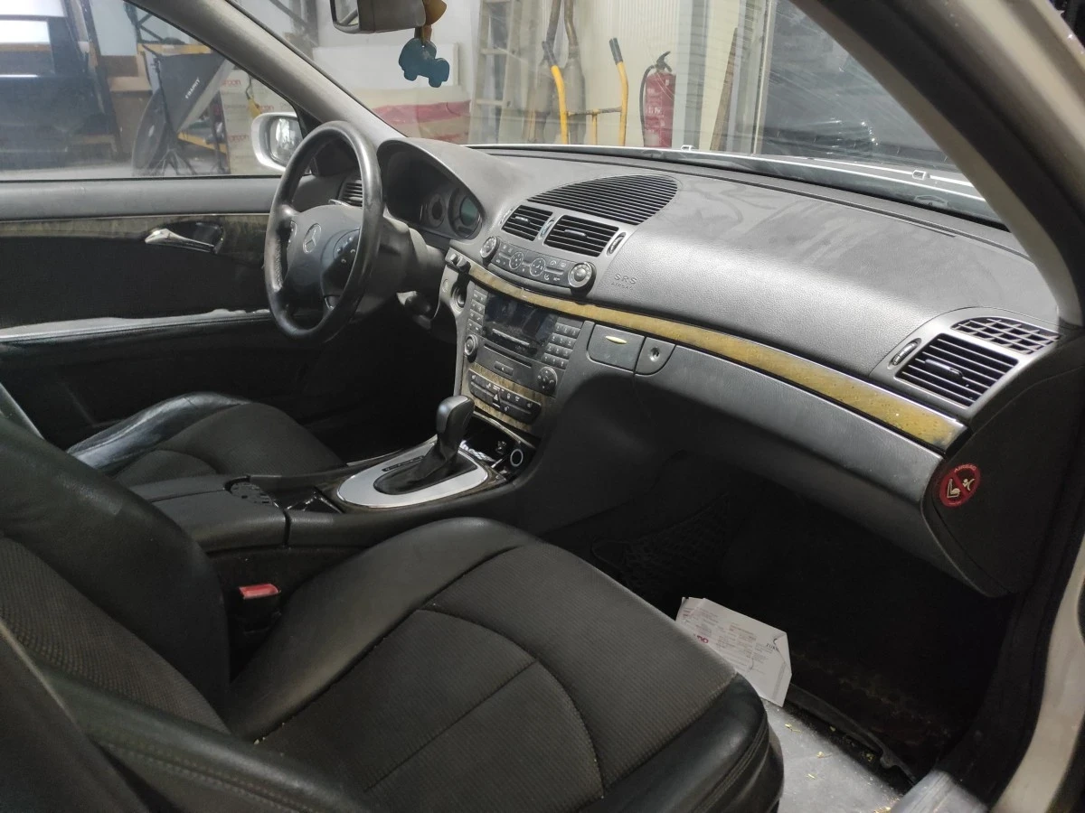 Mercedes-Benz E 270 Cdi - изображение 2