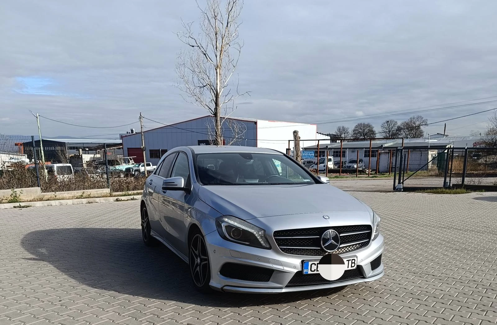 Mercedes-Benz A 180 AMG Optics/Full LED - изображение 3