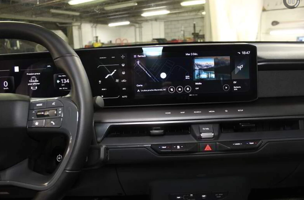 Kia EV9 Land* Group* Plus* AWD* LEATHER* HEATING* PANO - изображение 7