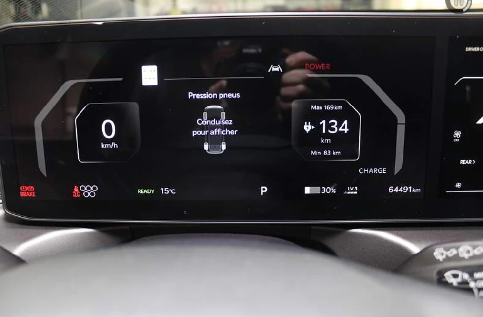 Kia EV9 Land* Group* Plus* AWD* LEATHER* HEATING* PANO - изображение 8