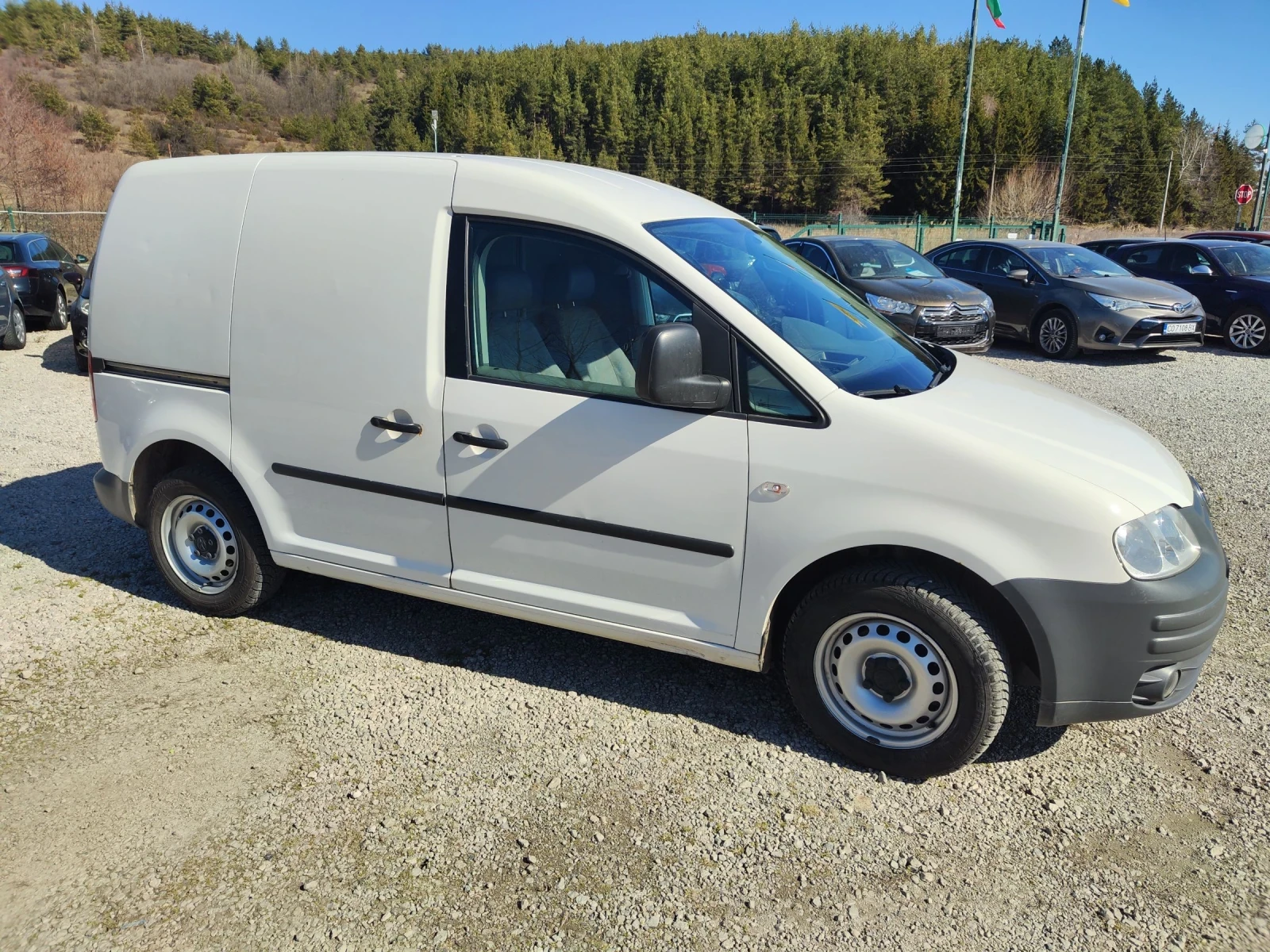 VW Caddy 2.0 SDI, снимка 3 - Автомобили и джипове - 53821785