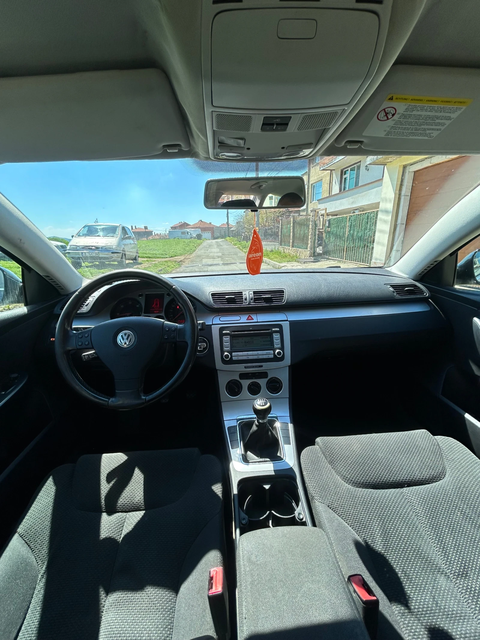 VW Passat 1.9 tdi 105, снимка 5 - Автомобили и джипове - 54127820