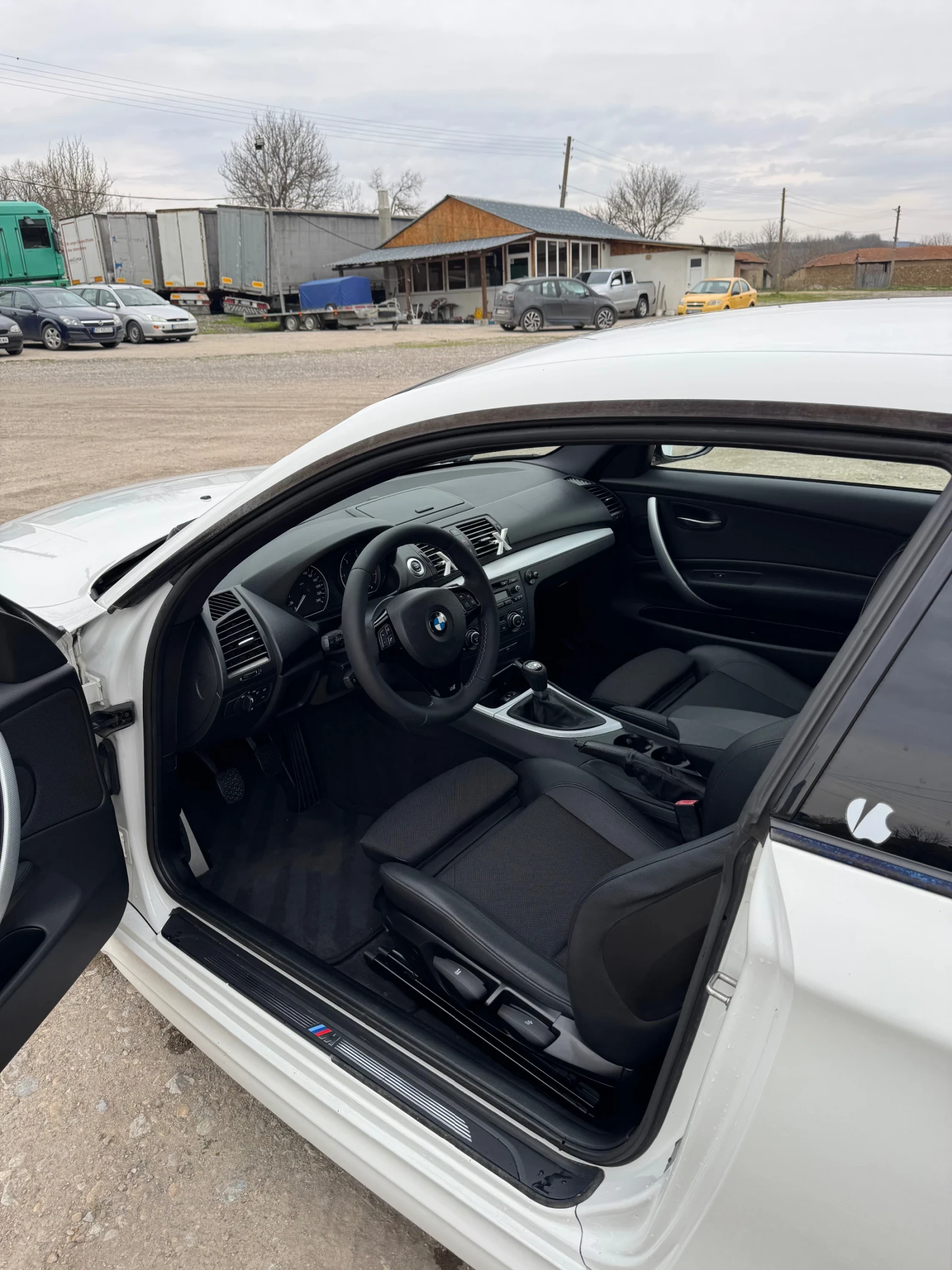 BMW 116 M-PACK, снимка 9 - Автомобили и джипове - 54162391