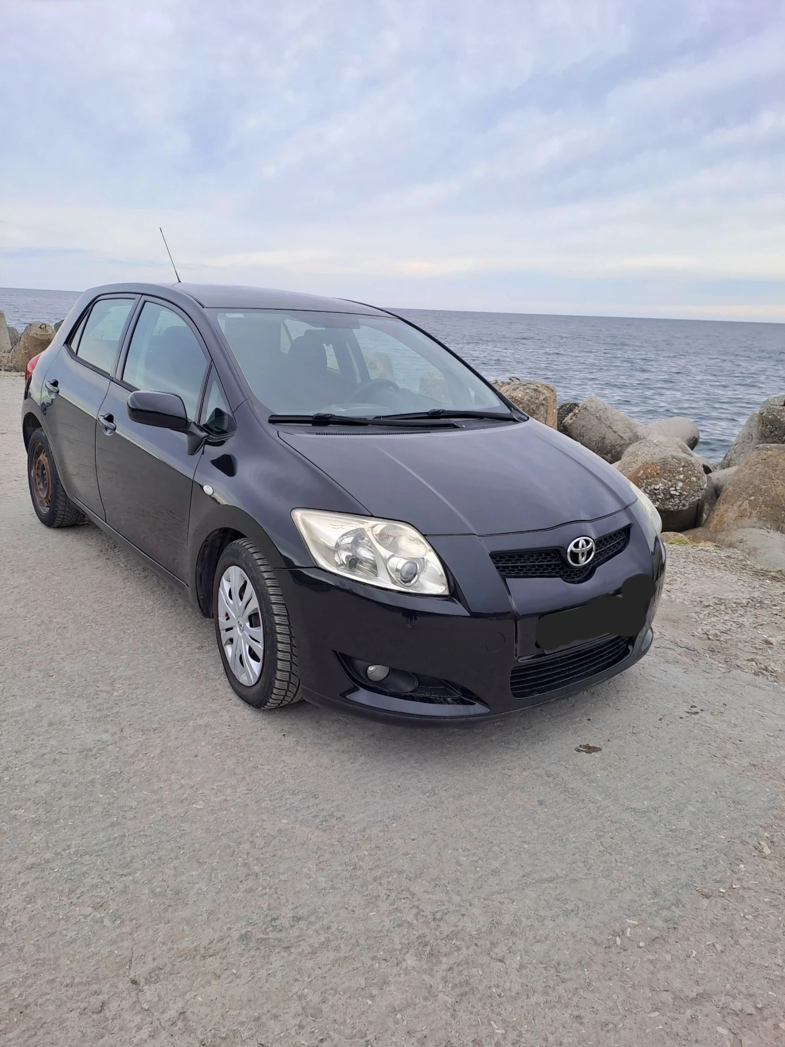 Toyota Auris, снимка 3 - Автомобили и джипове - 54163208