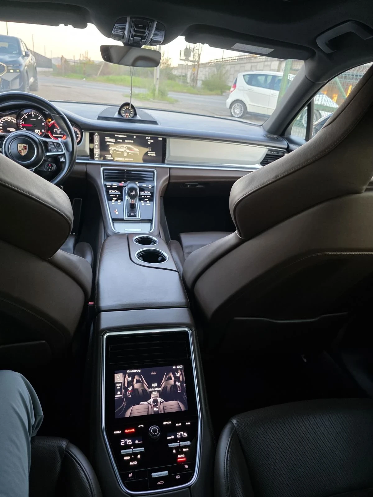 Porsche Panamera Panamera, снимка 10 - Автомобили и джипове - 54425671