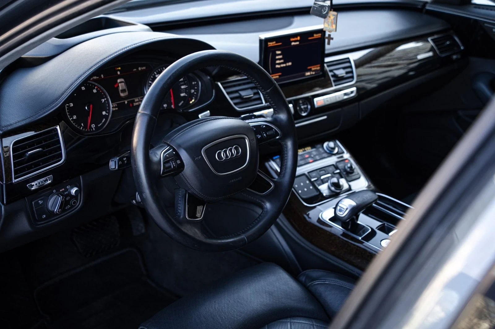 Audi A8, снимка 7 - Автомобили и джипове - 54736542