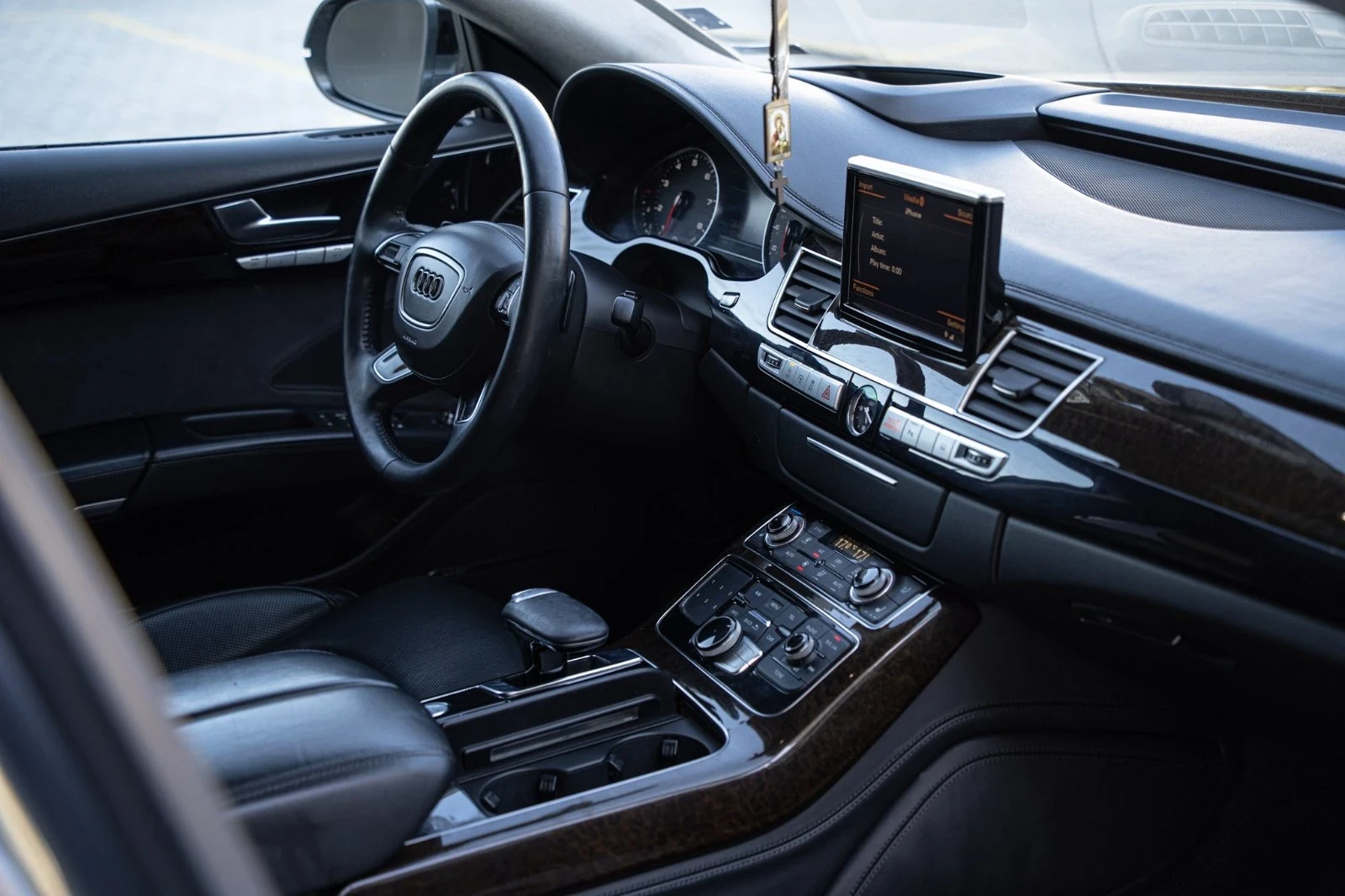 Audi A8, снимка 6 - Автомобили и джипове - 54736542