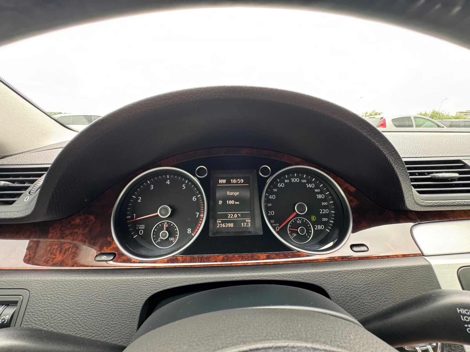 VW Passat CC , снимка 16 - Автомобили и джипове - 54776591