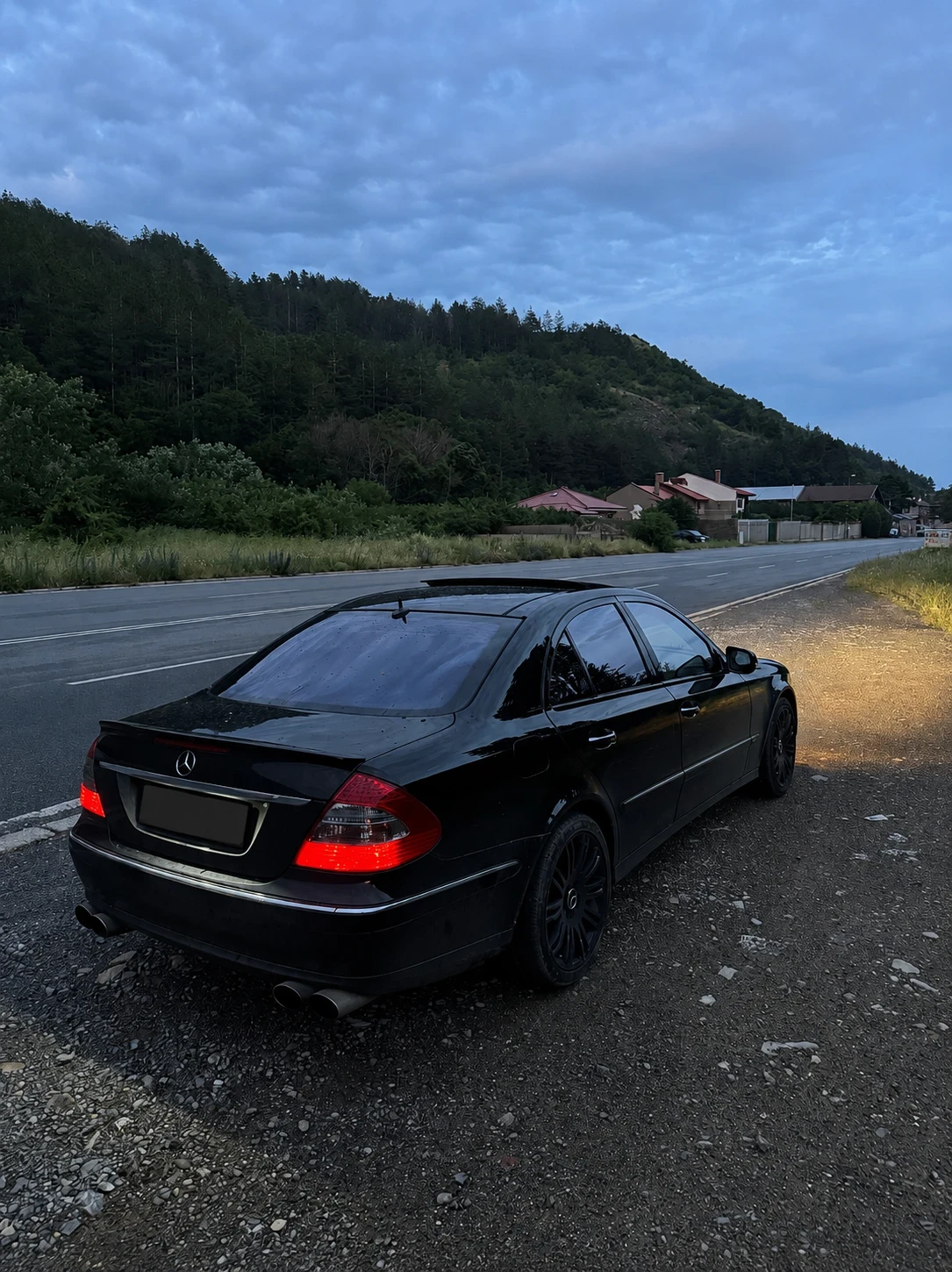 Mercedes-Benz E 320, снимка 3 - Автомобили и джипове - 54783369