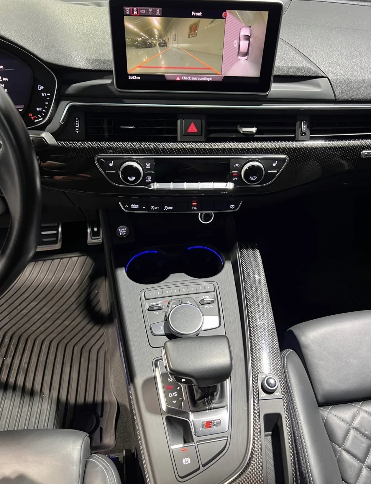 Audi S4 TECHNIK * B&O * MASSAGE * 360 * AMBIENT * CARFAX *, снимка 8 - Автомобили и джипове - 54886797