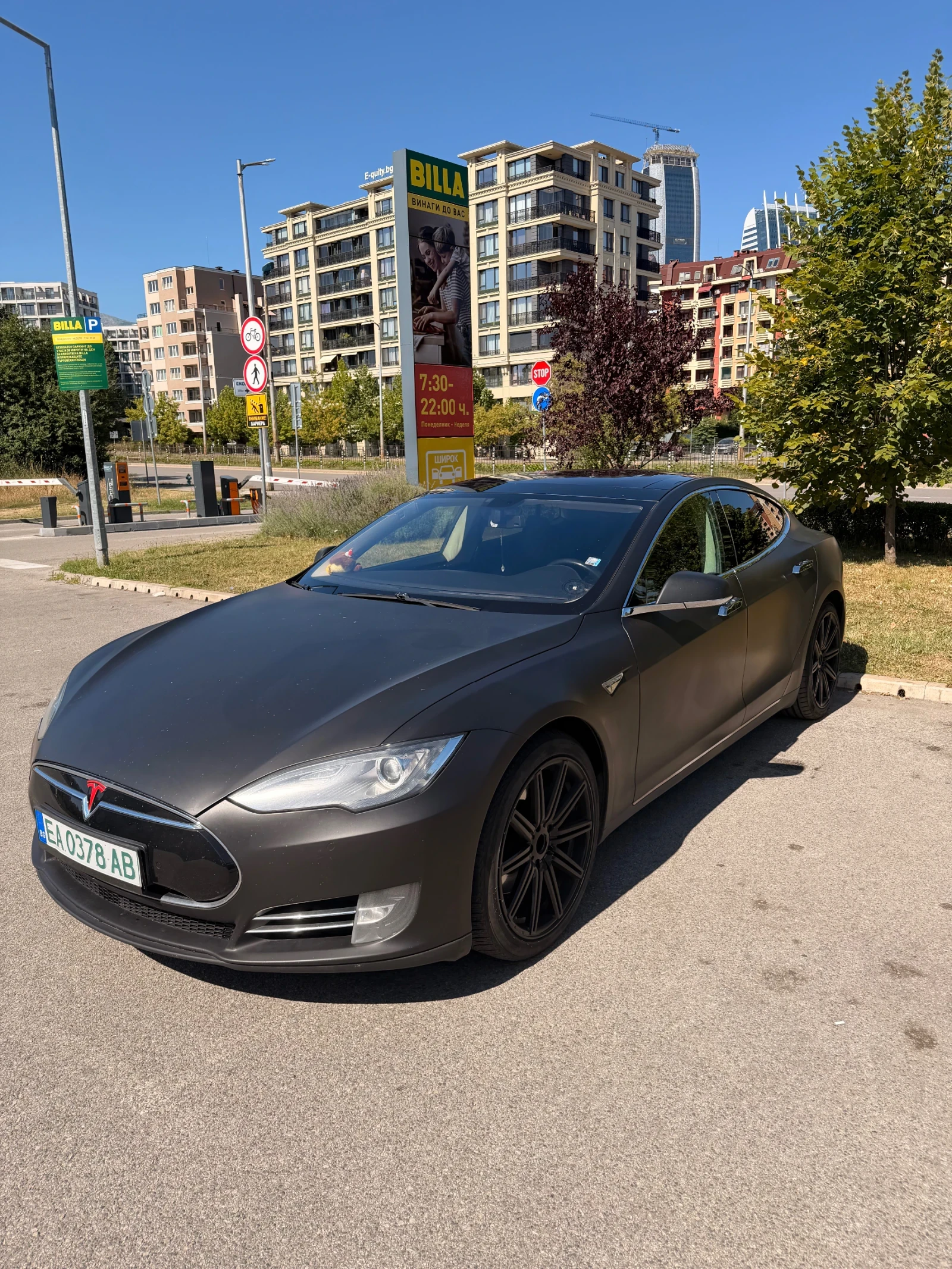 Tesla Model S S85P