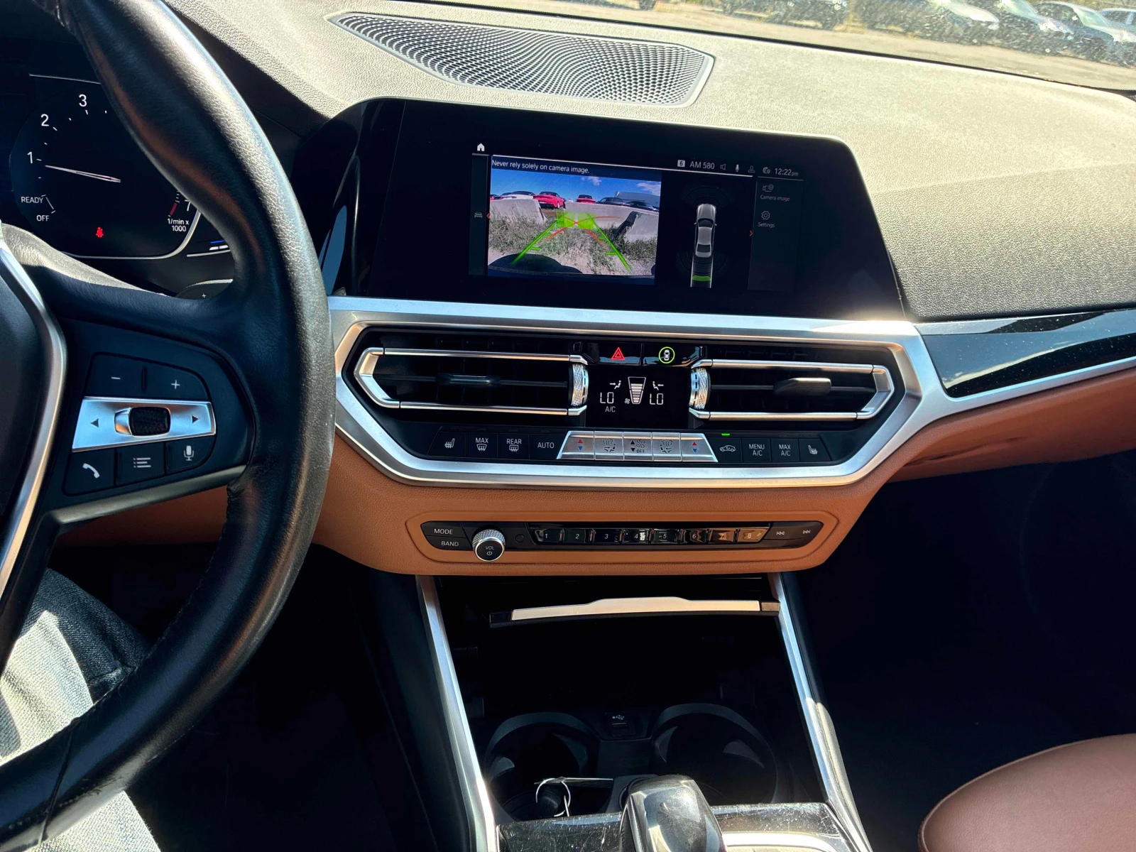 BMW 330 i xDrive | CARFAX | ГЛАВНО ПРЕДСТАВИТЕЛСТВО НА BMW, снимка 9 - Автомобили и джипове - 56134984