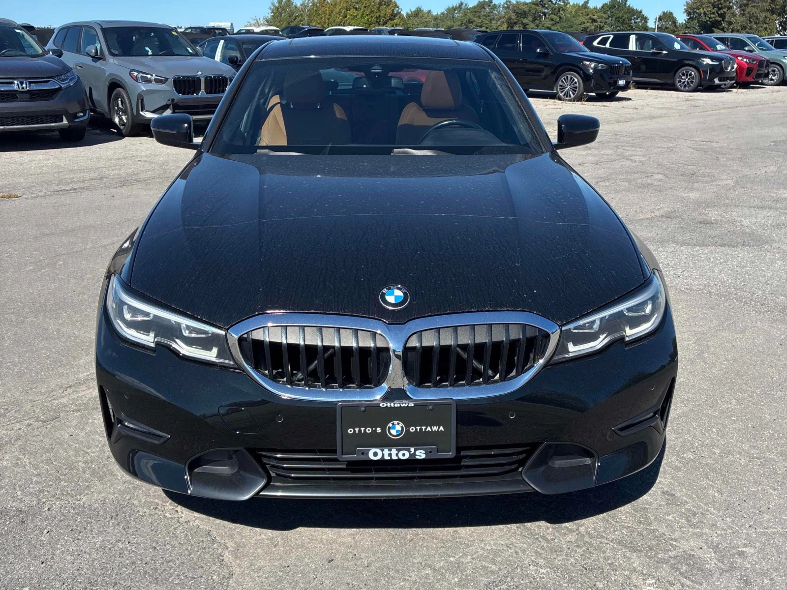 BMW 330 i xDrive | CARFAX | ГЛАВНО ПРЕДСТАВИТЕЛСТВО НА BMW, снимка 2 - Автомобили и джипове - 56134984