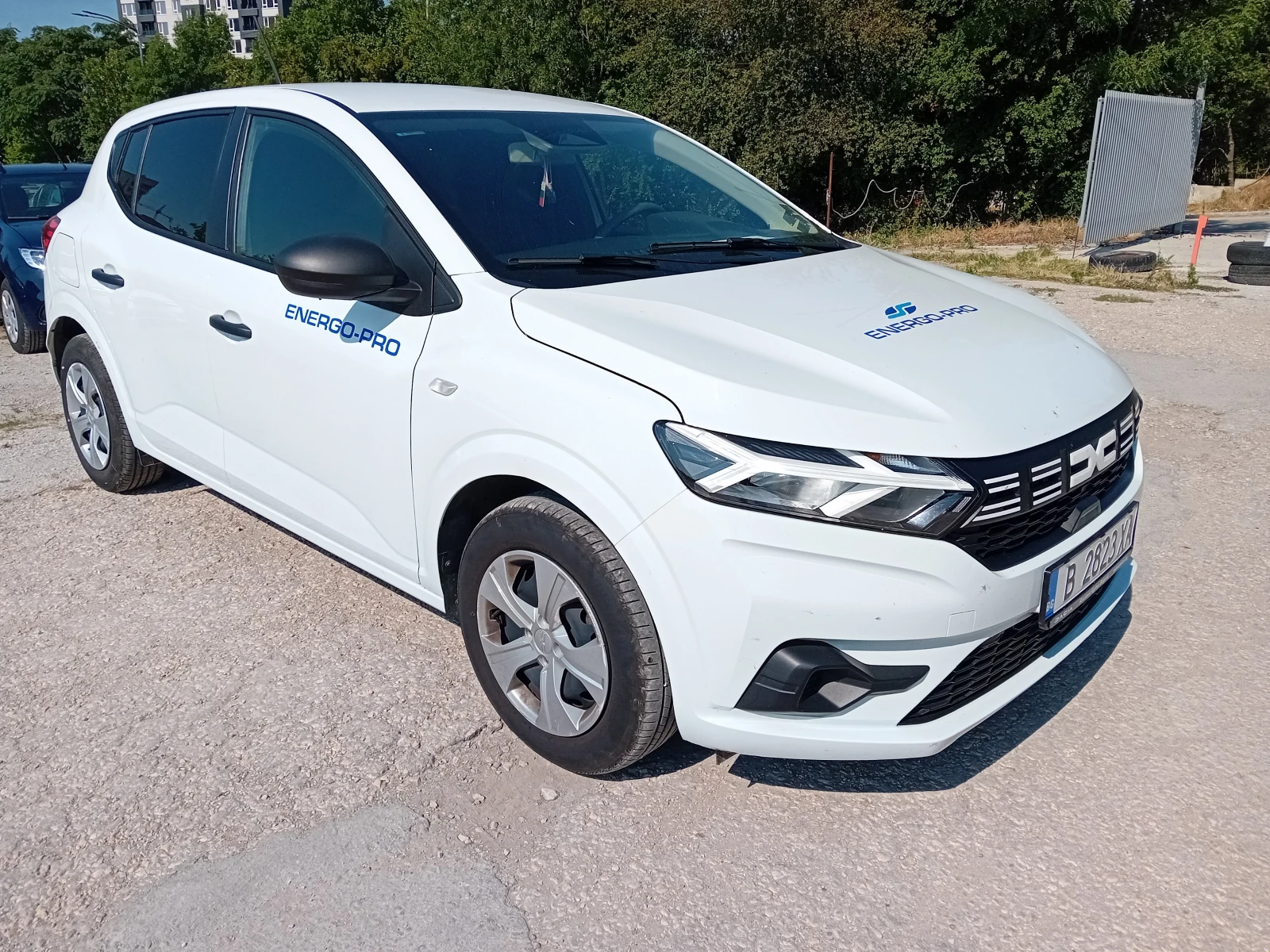 Dacia Sandero, снимка 2 - Автомобили и джипове - 56407218