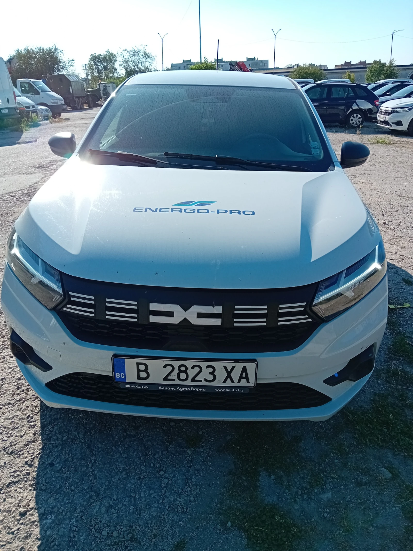 Dacia Sandero, снимка 8 - Автомобили и джипове - 56407218