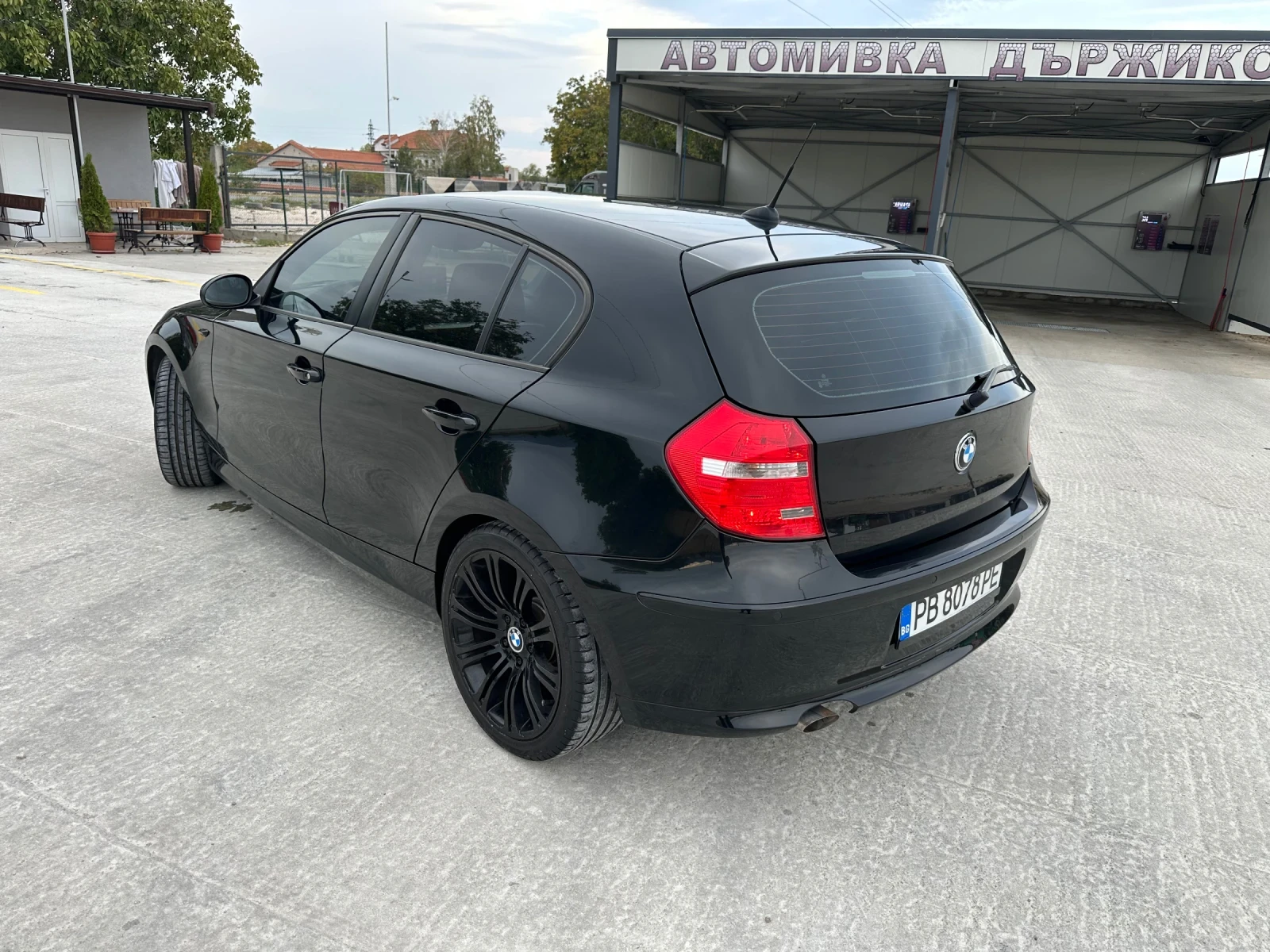 BMW 118 2.0d 143�.� | Mobile.bg � ����������� 3
