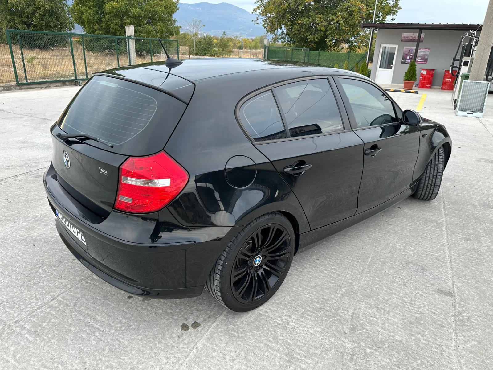 BMW 118 2.0d 143�.� | Mobile.bg � ����������� 4