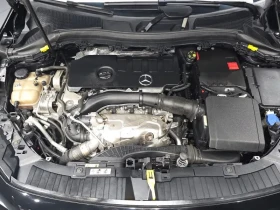 Mercedes-Benz GLA 250 4MATIC/AMG LINE/PANORAMА/360 КАМЕРИ, снимка 6