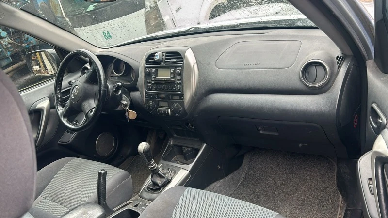 Toyota Rav4 2.0 d4d, снимка 4 - Автомобили и джипове - 46709755