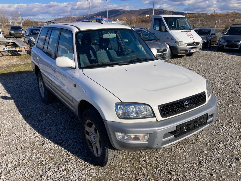 Toyota Rav4 2.0 KLIMA, снимка 9 - Автомобили и джипове - 48108905